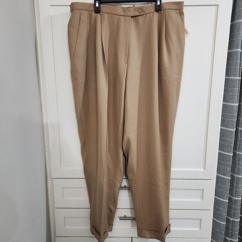 Talborts Womens 24W Tan Wool Pleated Pants NEW Academia Career Work Office